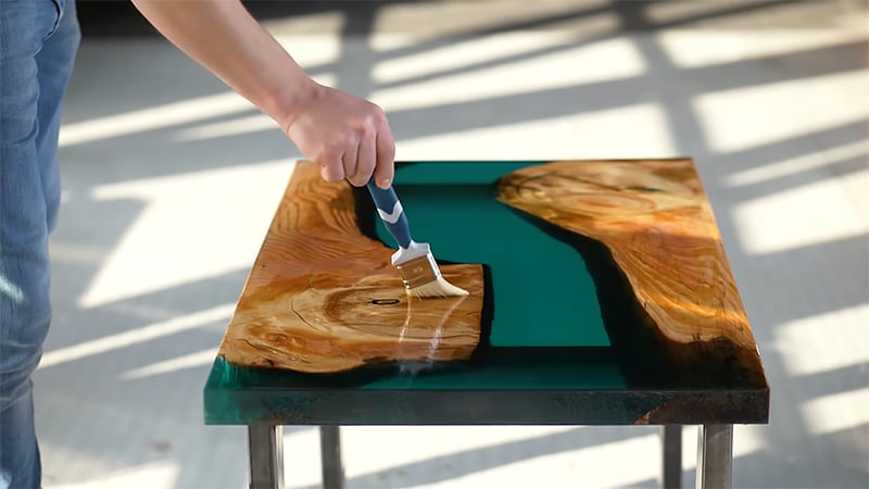 Comment protéger les sols en bois de la peinture