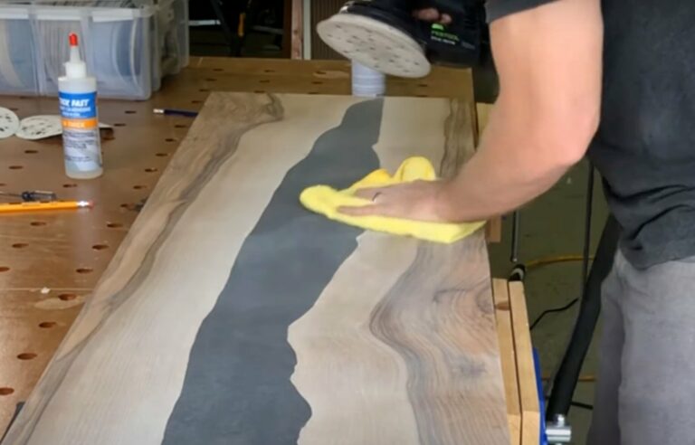 nettoyer table résine époxy