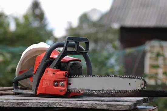 Guide Complet pour le Réglage des Vis H et L sur une Tronçonneuse Stihl